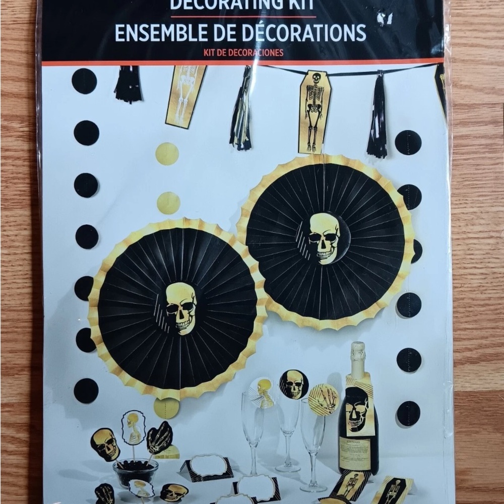 Chic Halloween Bar Decorating Kit with Spooky Skeletons Party Décor Bundle